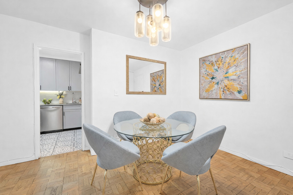 345 East 73rd Street, Unit 5E photo 2
