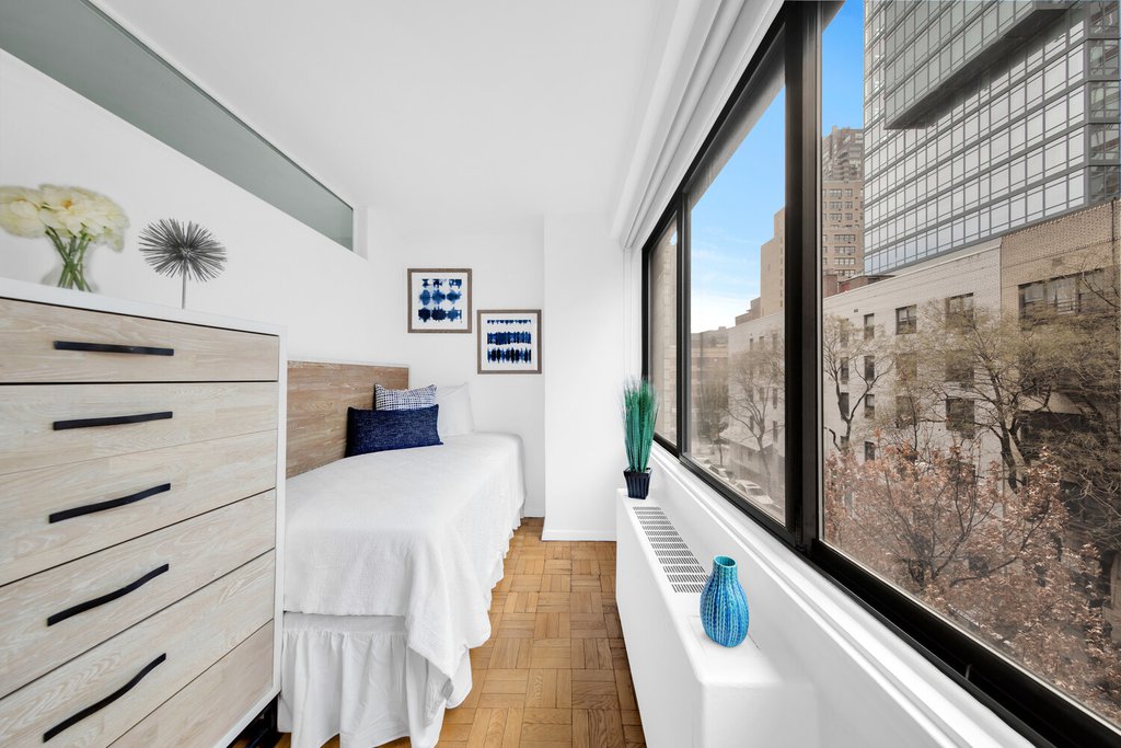 345 East 73rd Street, Unit 5E photo 7