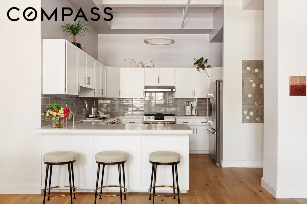 222 Park Avenue South, Unit 8D photo 6