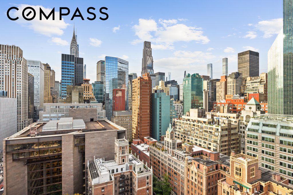 45 Tudor City Place, Unit 2111 photo 2