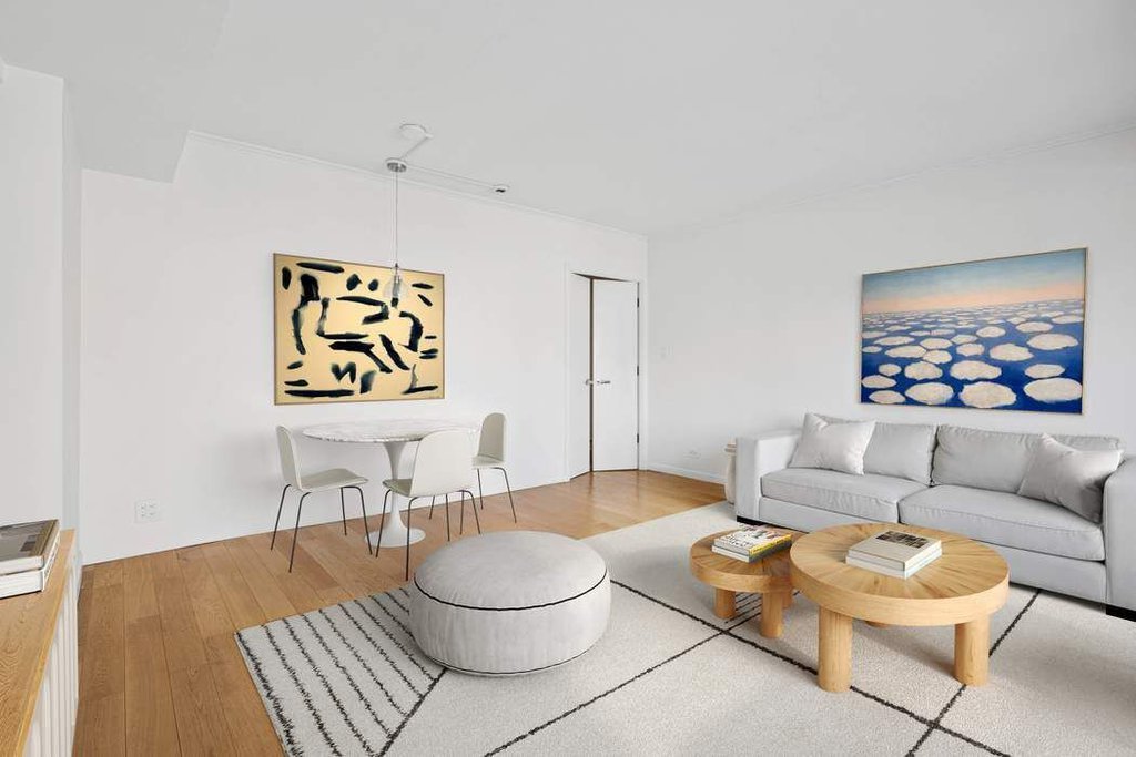220 East 60th Street, Unit 14J photo 2