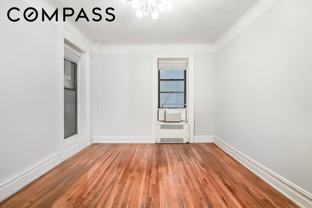 205 West 54th Street, Unit 3A photo 4