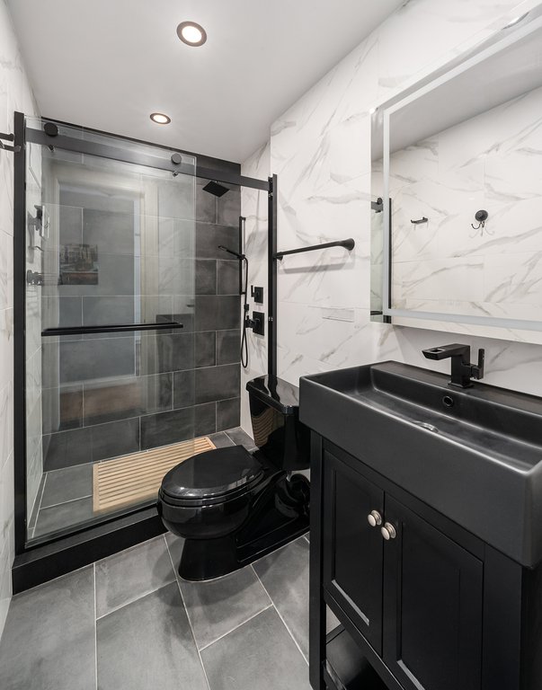 161 West 61st Street, Unit 35E photo 6