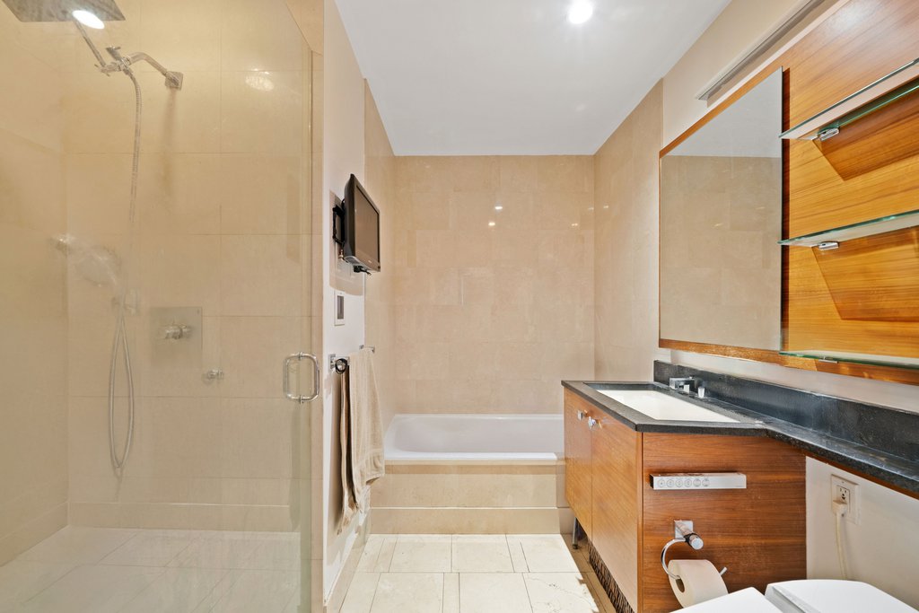 120 Riverside Boulevard, Unit PH3J/4J photo 5
