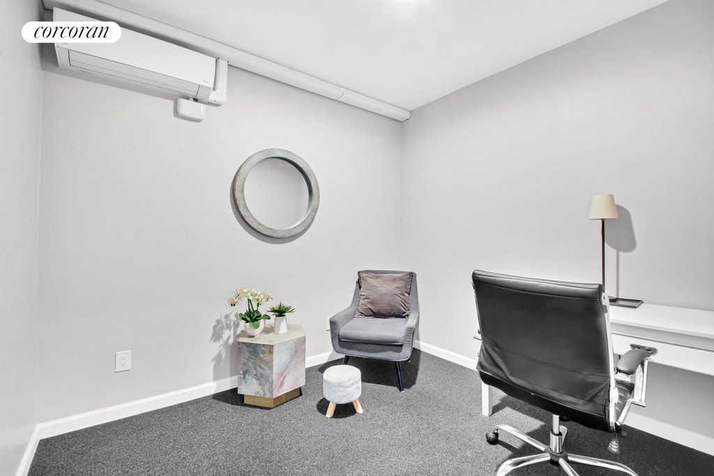 98-120 Queens Boulevard, Unit 1B photo 6