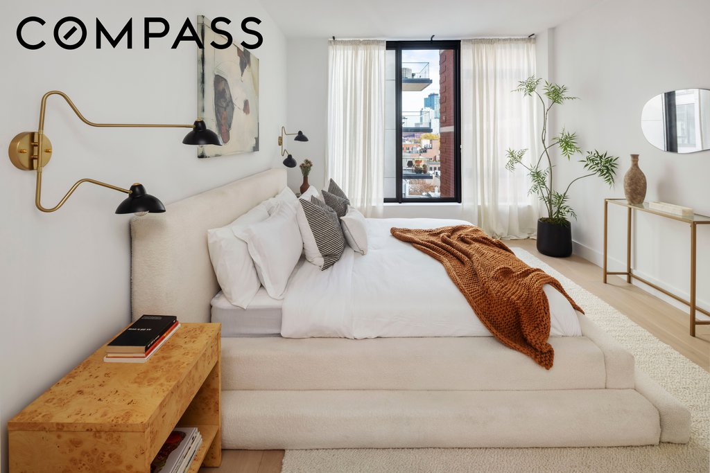251 1st Street, Unit PH8D photo 6