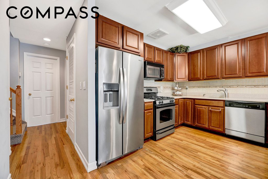 102-20 Rockaway Beach Boulevard, Unit 3C photo 5