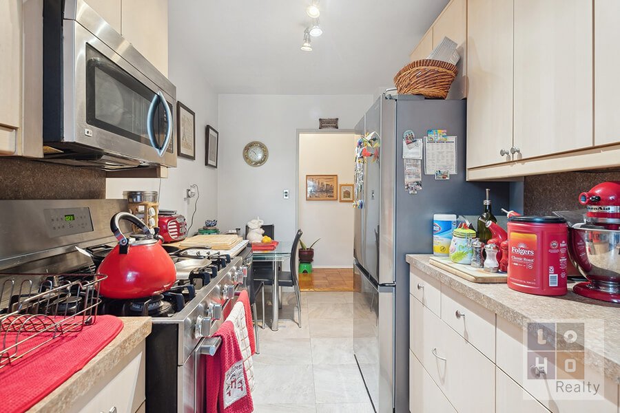 570 Grand Street, Unit H1405 photo 5