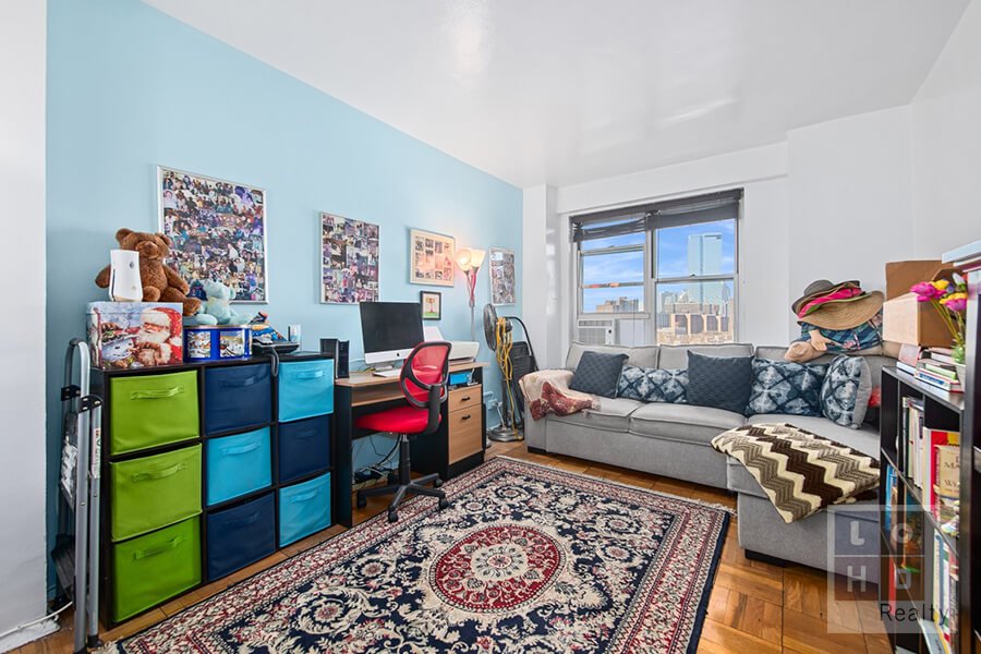570 Grand Street, Unit H1405 photo 8