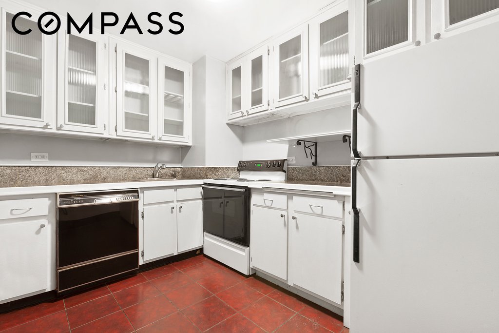 244 Madison Avenue, Unit 4B photo 3
