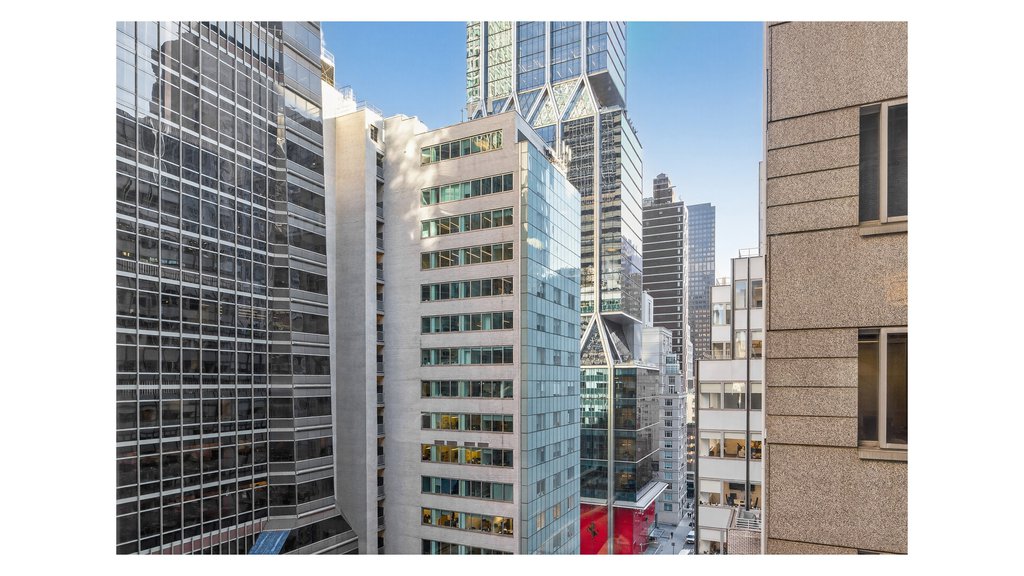 60 East 55th Street, Unit 17AD photo 3
