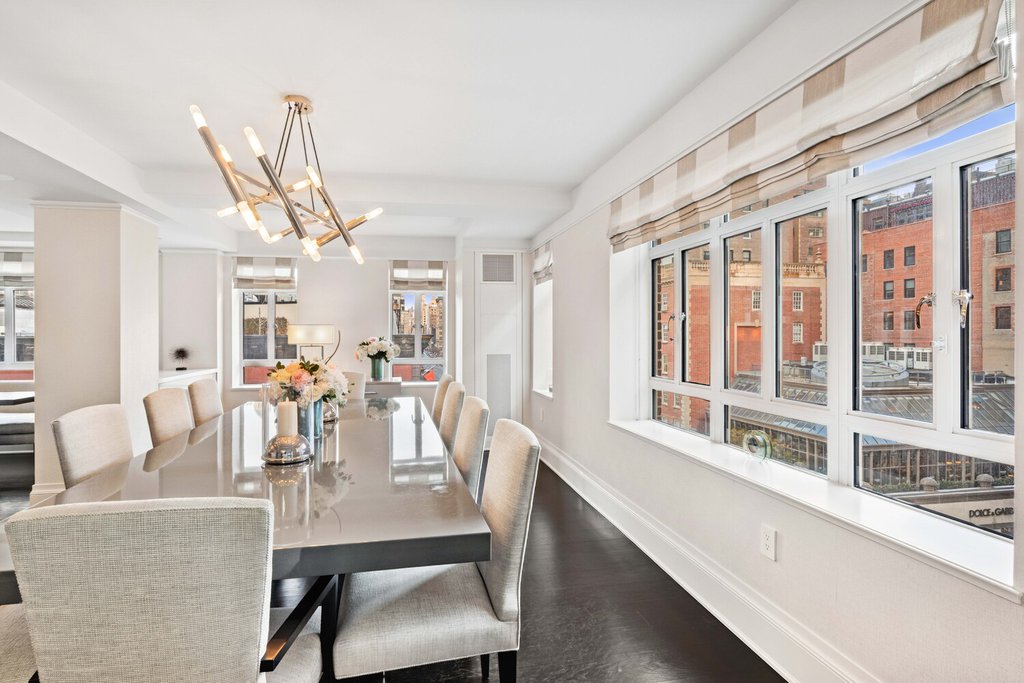 21 East 61st Street, Unit 6E photo 7