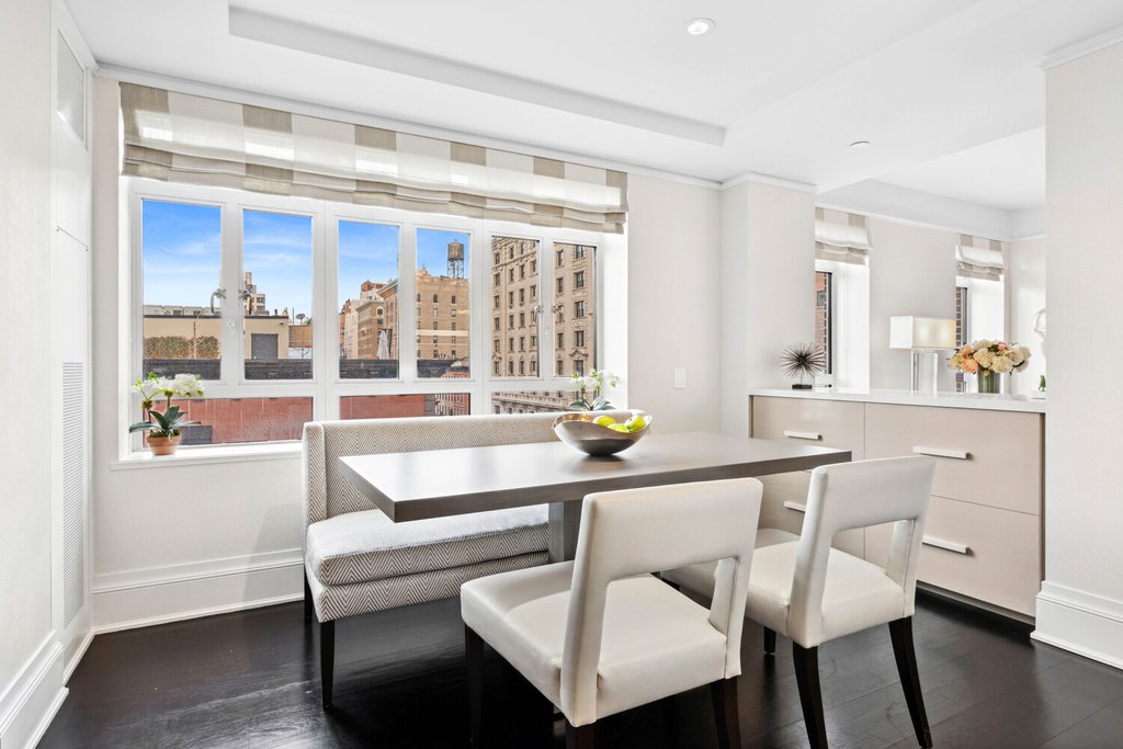 21 East 61st Street, Unit 6E photo 12
