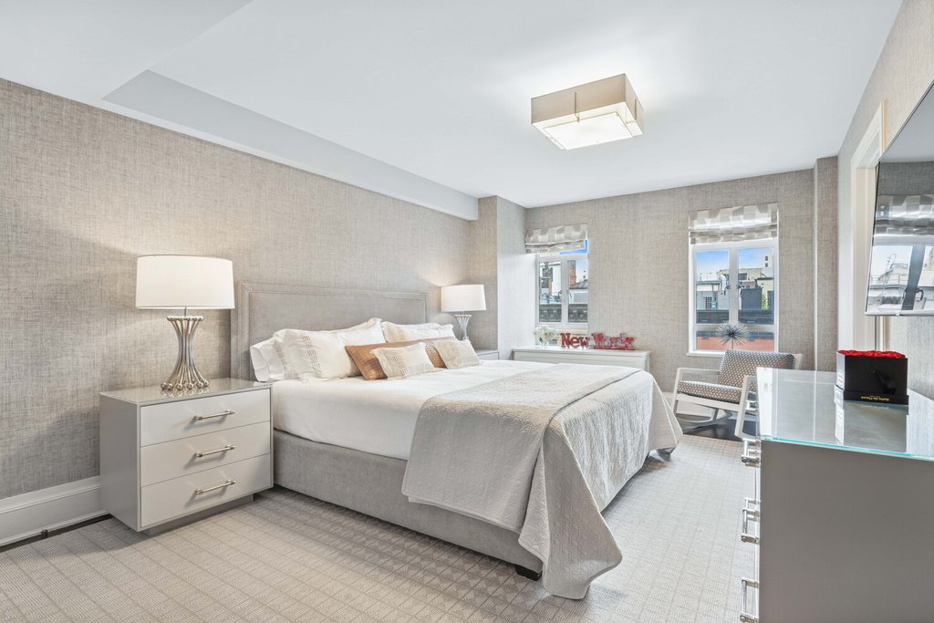 21 East 61st Street, Unit 6E photo 23