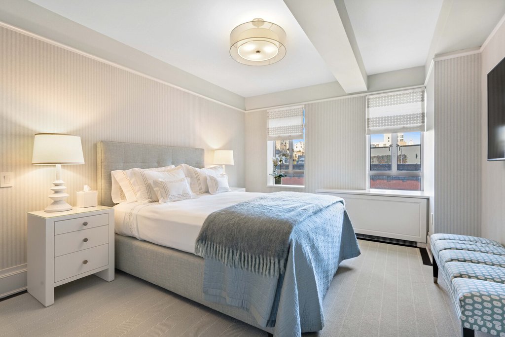 21 East 61st Street, Unit 6E photo 25