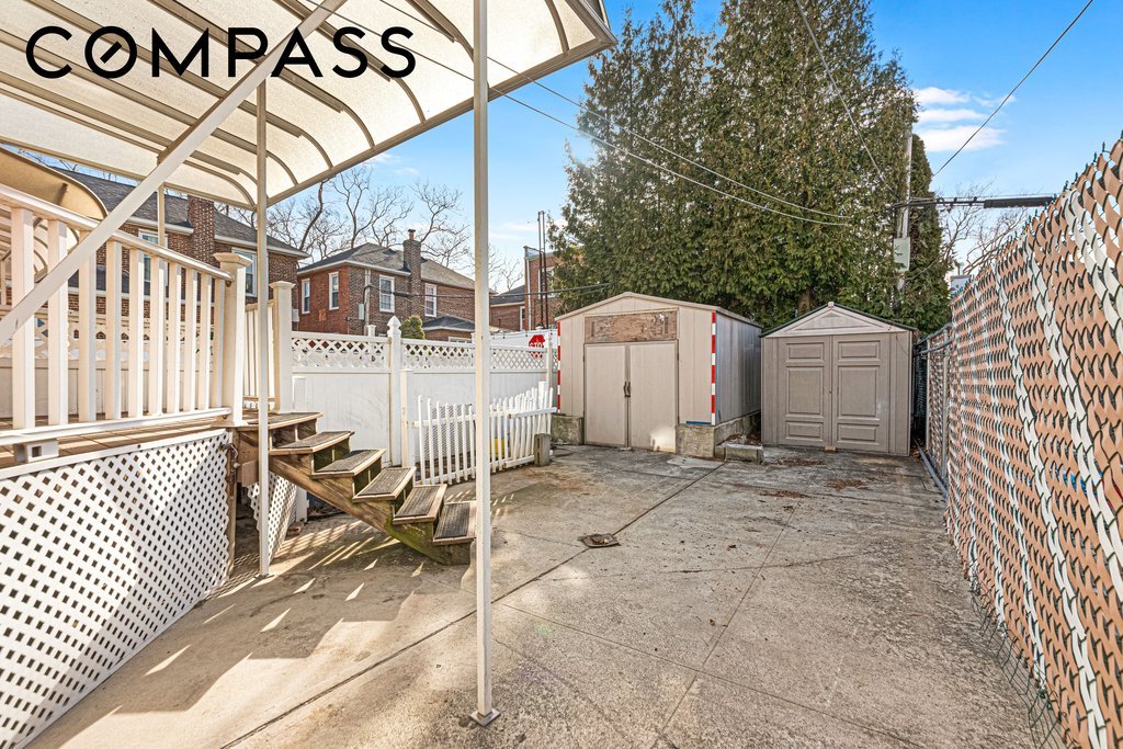1874 Ryder Street – For Sale photo 19