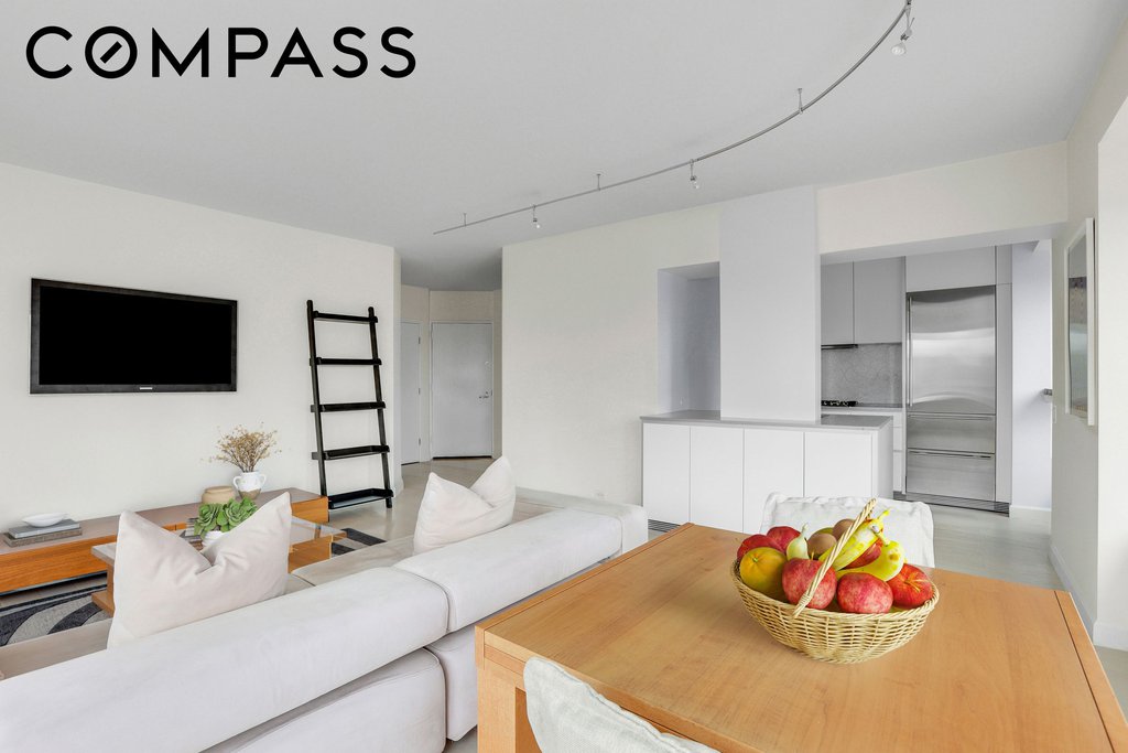 150 West 56th Street, Unit 3602 photo 2