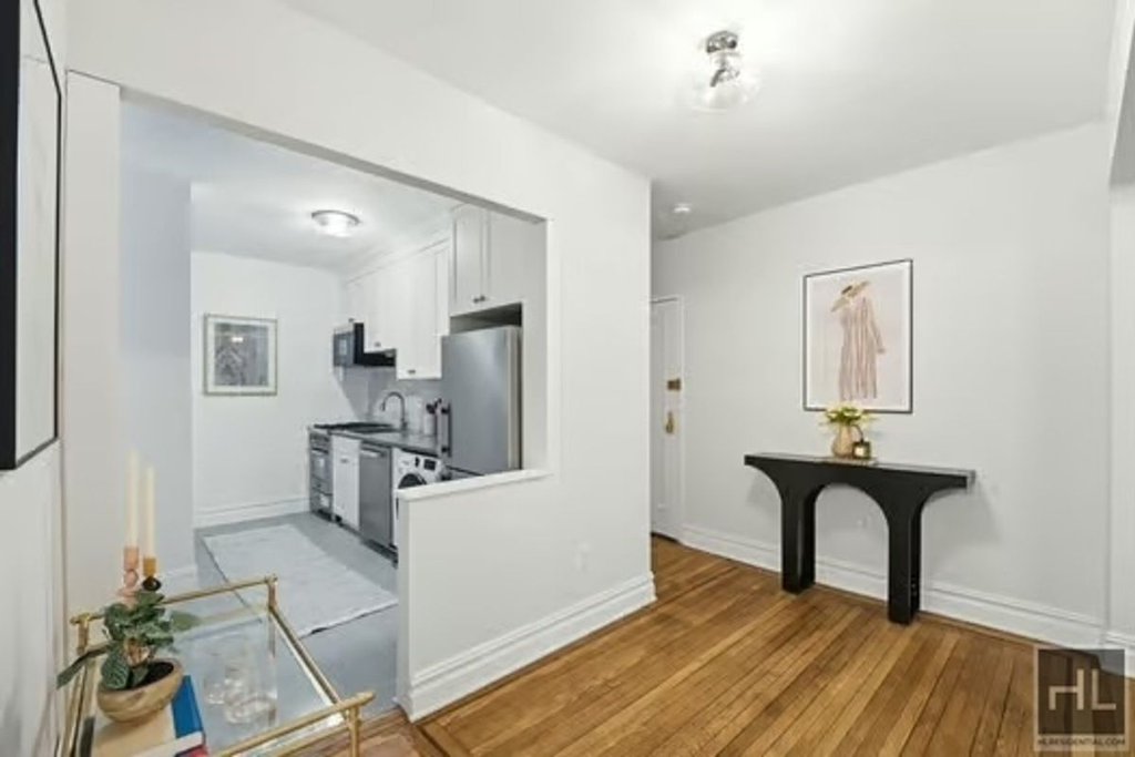 160 East 3rd Street, Unit 2F photo 8