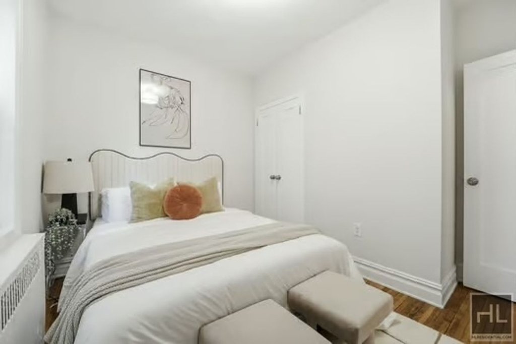160 East 3rd Street, Unit 2F photo 13