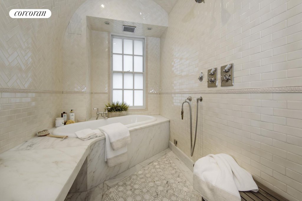 1 Lexington Avenue, Unit 8/9CD photo 12