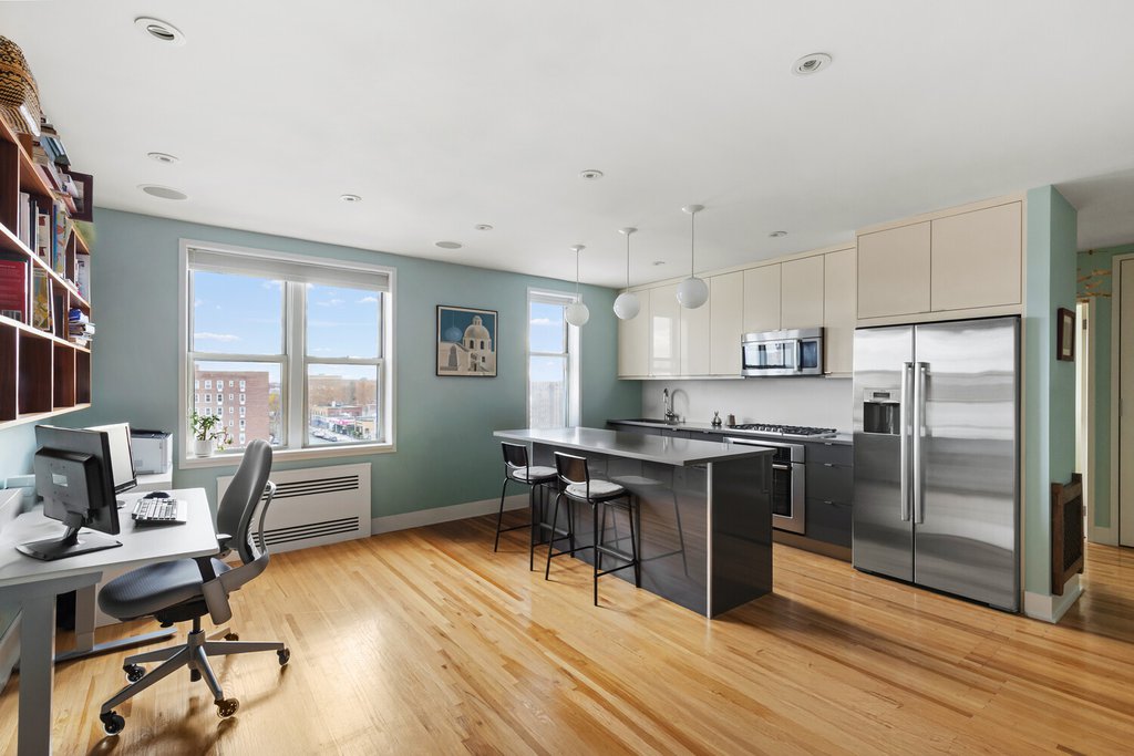 243 McDonald Avenue, Unit 6T photo 4