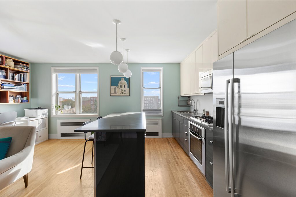 243 McDonald Avenue, Unit 6T photo 6