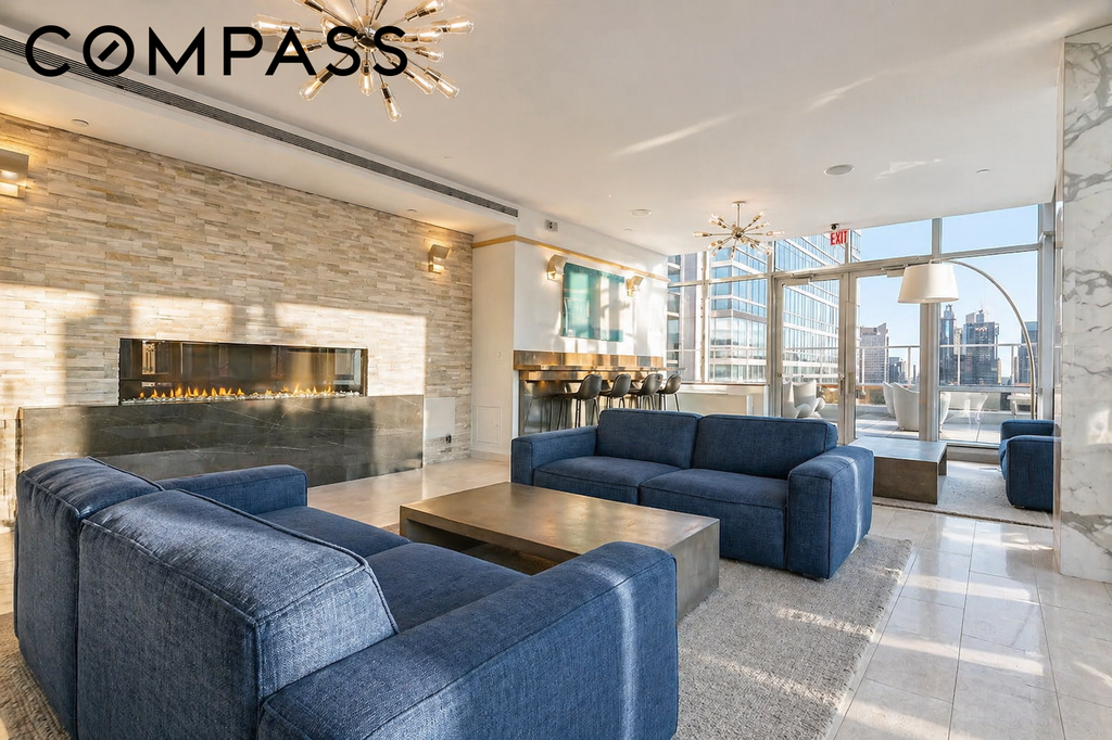 635 West 42nd Street, Unit 23E photo 15