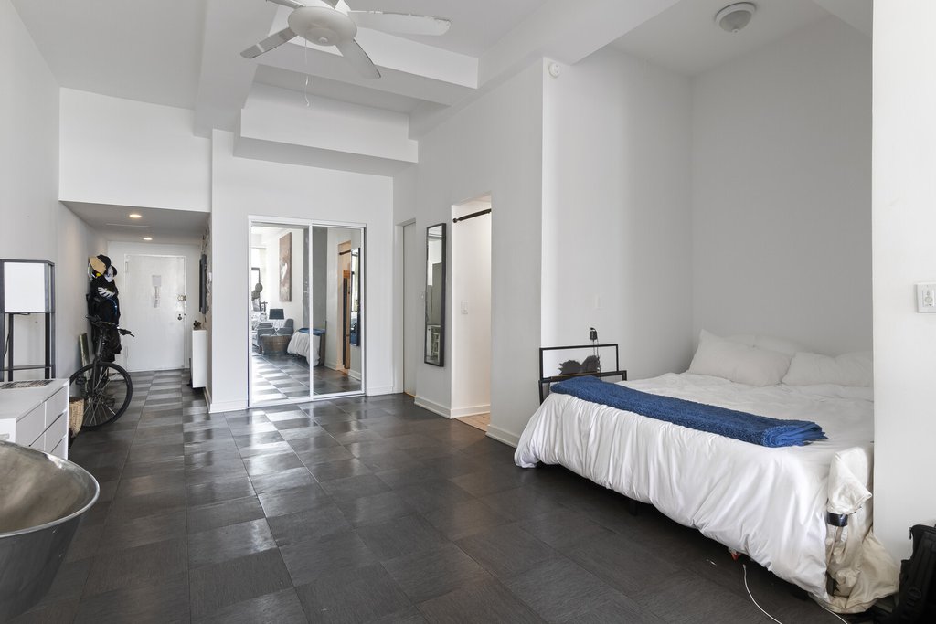 310 East 46th Street, Unit 18K photo 3