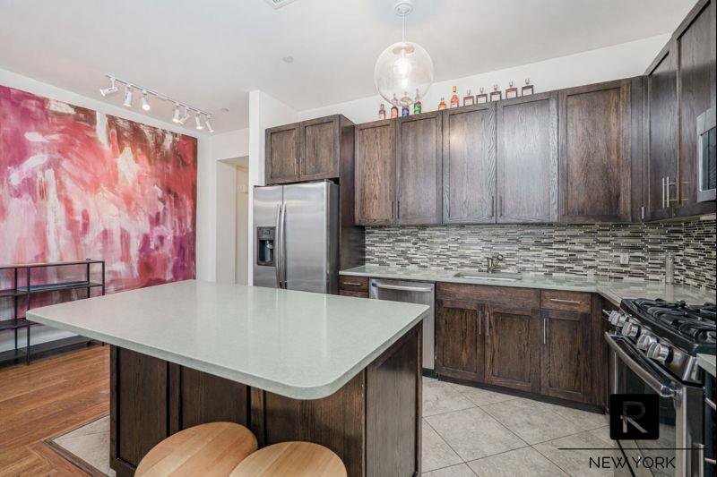 90 Bay Street Landing, Unit 8D photo 5