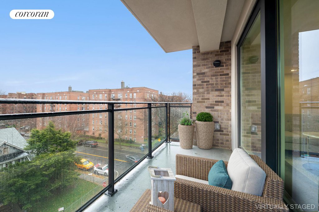 623 Avenue H, Unit 3E