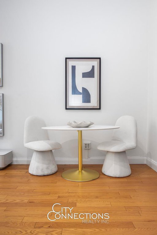 310 East 46th Street, Unit 11D photo 2