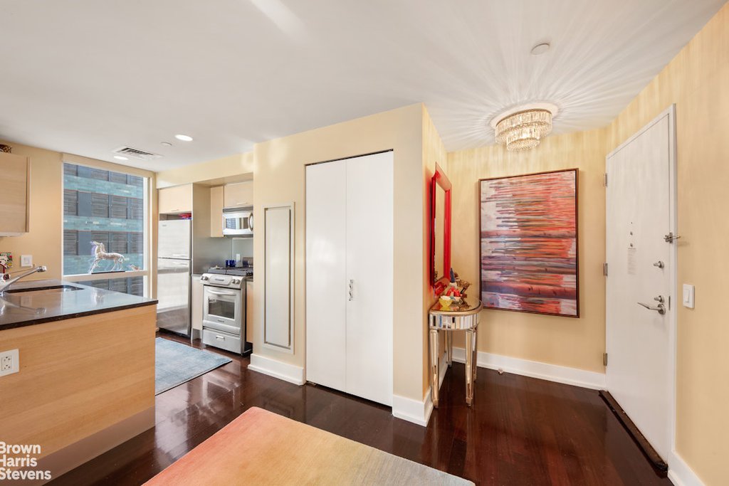 350 West 42nd Street, Unit 23F photo 5