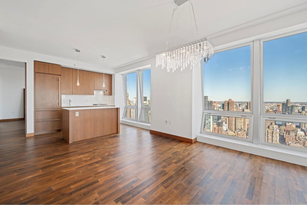 400 Fifth Avenue, Unit 51A photo 2