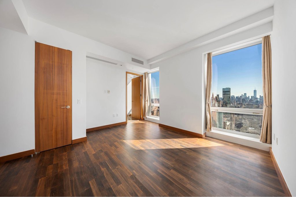 400 Fifth Avenue, Unit 51A photo 9