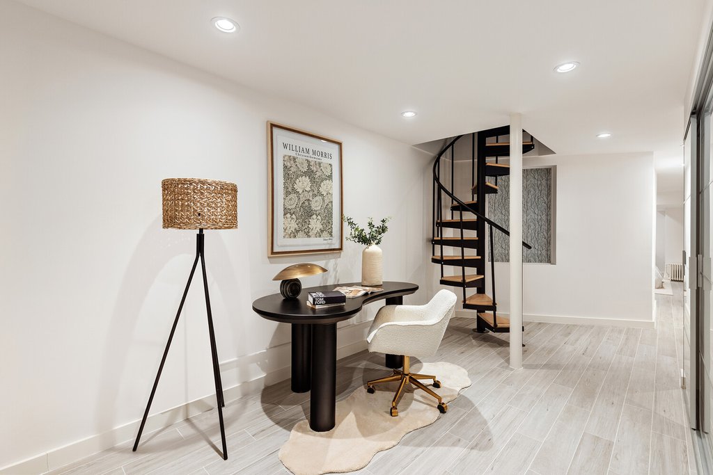 214 West 16th Street, Unit 1W photo 8