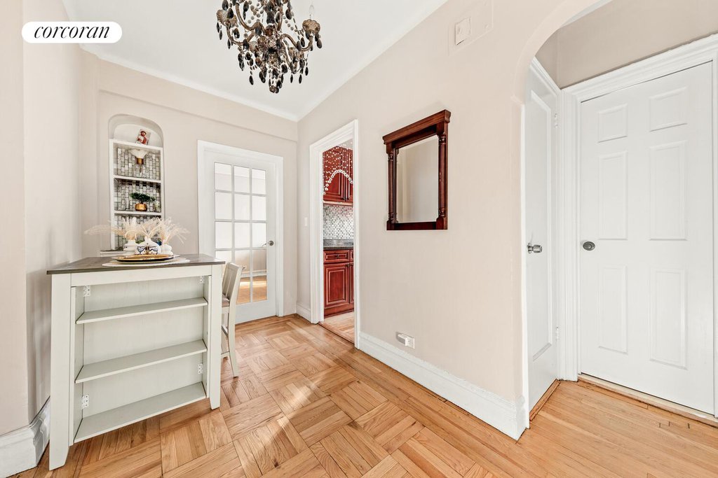 3000 Valentine Avenue, Unit 5G photo 9
