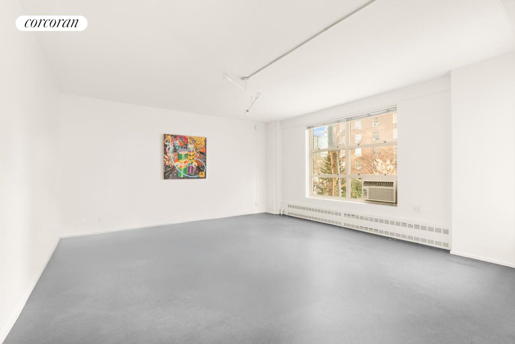 80 La Salle Street, Unit 2E photo 4