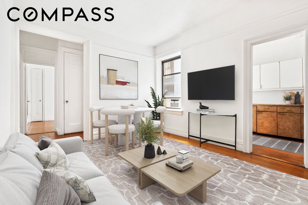 130 West 16th Street, Unit 3 photo 2