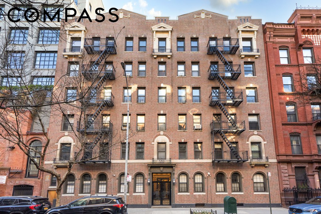 130 West 16th Street, Unit 3 photo 7