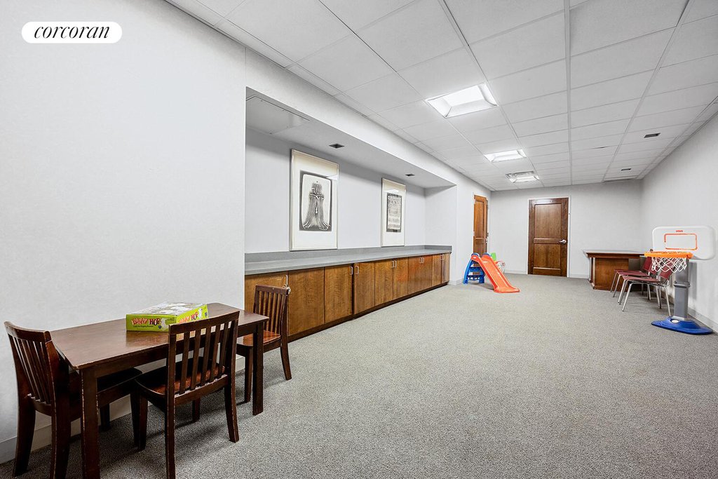 301 East 78th Street, Unit 10E photo 15