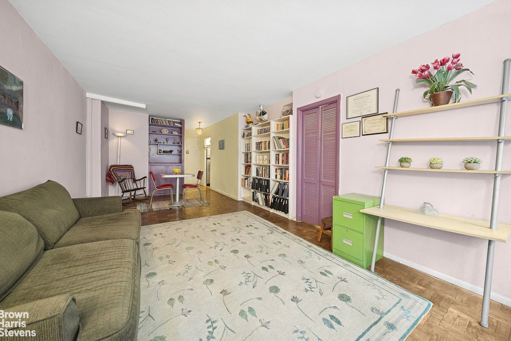 210 East 15th Street, Unit 2D photo 6