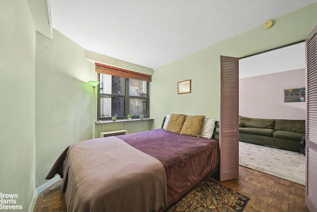 210 East 15th Street, Unit 2D photo 7