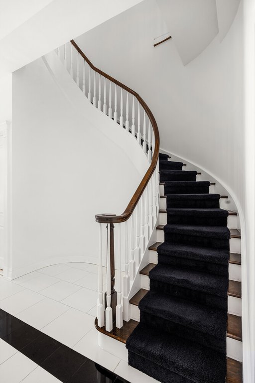 18 East 62nd Street, Unit 2/3 photo 8