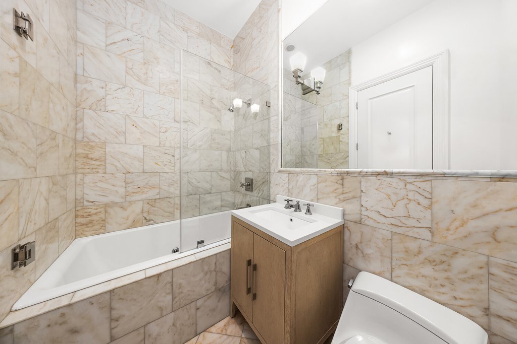 18 East 62nd Street, Unit 2/3 photo 13