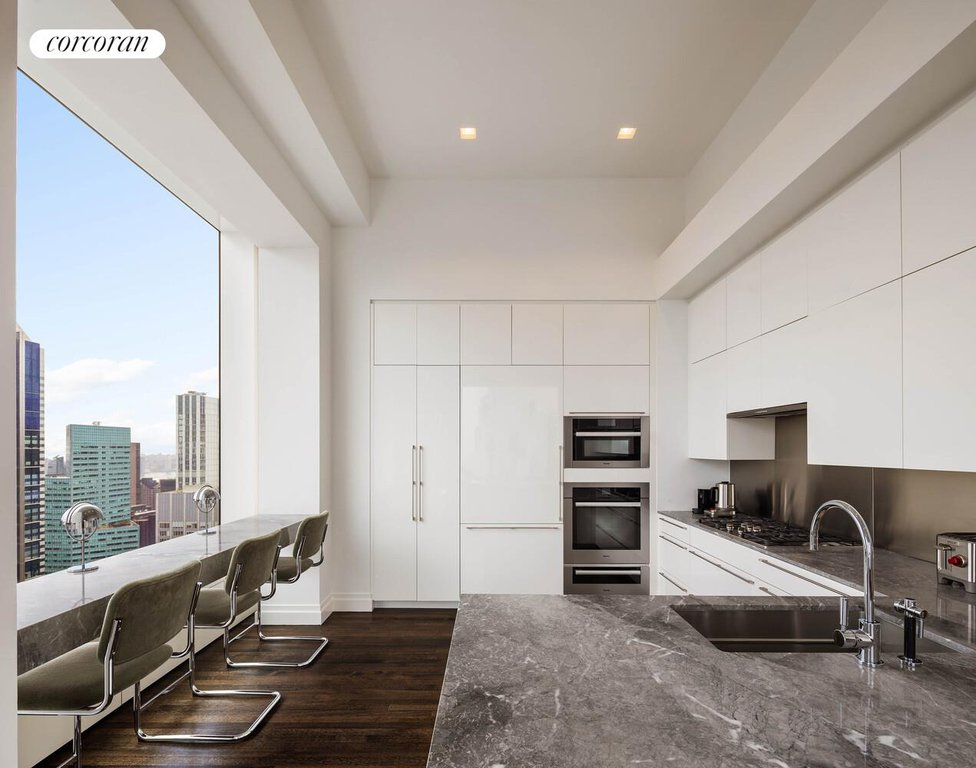 432 Park Avenue, Unit 50A photo 4