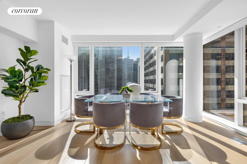 135 West 52nd Street, Unit 27A photo 3