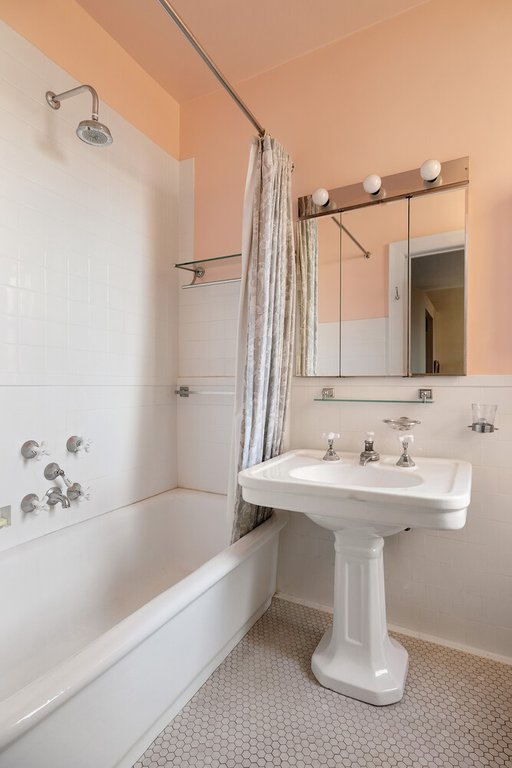 1105 Park Avenue, Unit 10D photo 10