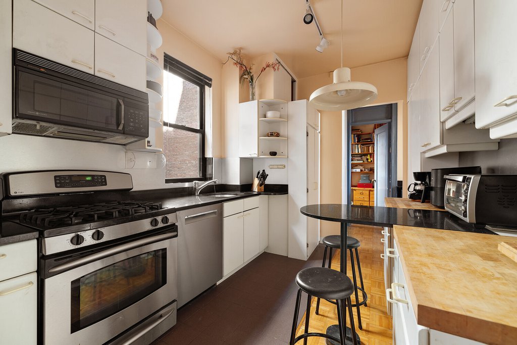 1105 Park Avenue, Unit 10D photo 11