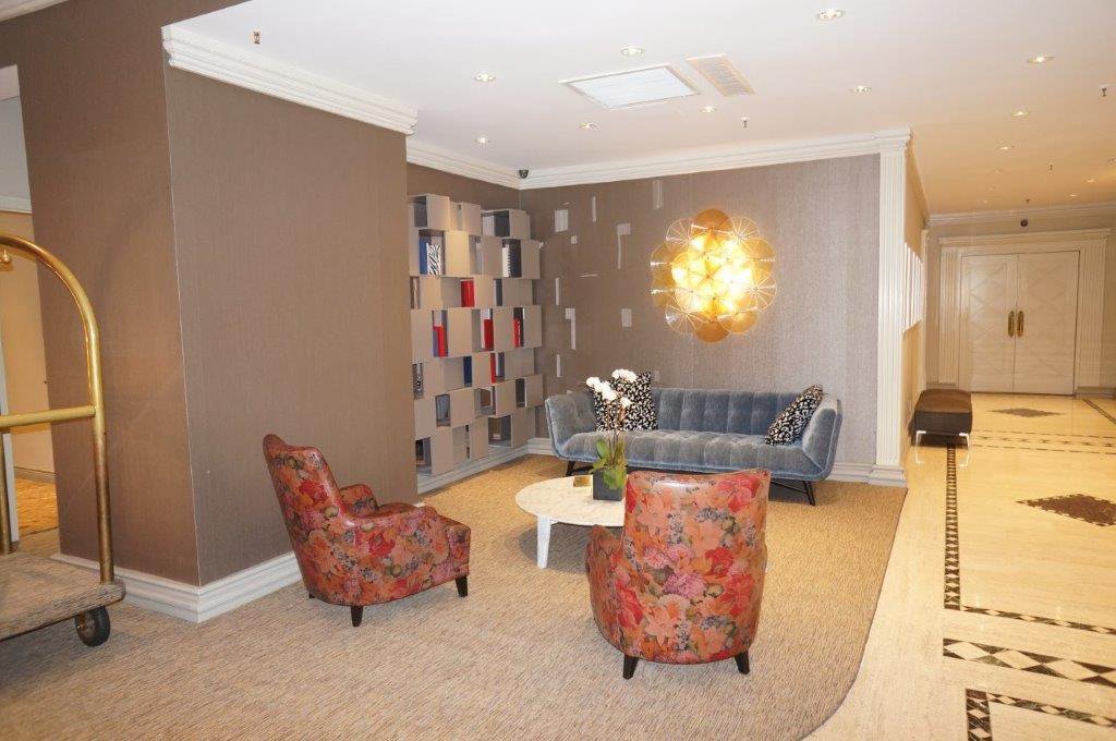 111 East 56th Street, Unit 409 photo 6