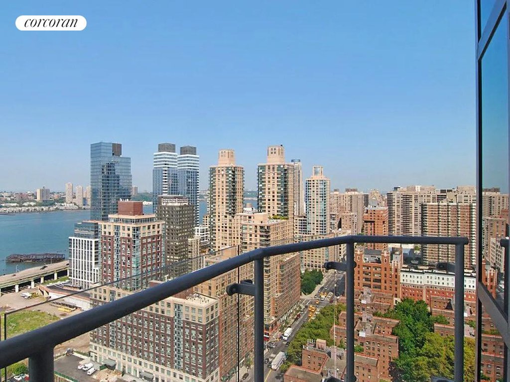 555 West 59th Street, Unit 29A photo 4